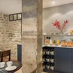 Hotel Basss Parigi